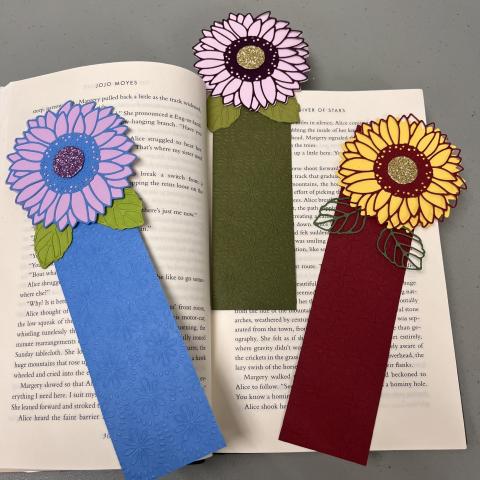 Flower bookmarks